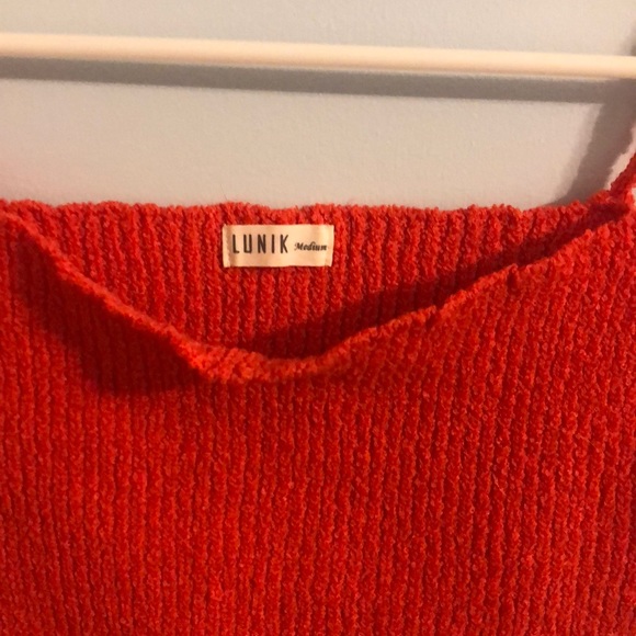 Red crop top - Picture 2 of 2